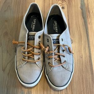 ⭐️B2G1⭐️ SPERRY GREY SLIP-ON SHOE